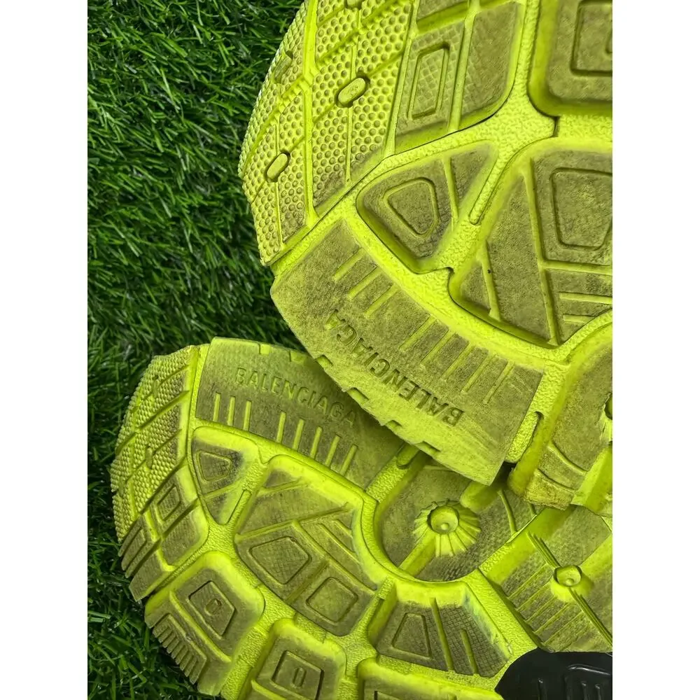 Balenciaga Runner Sneaker White Black Fluo Neon Yellow Distressed Mens sz 10